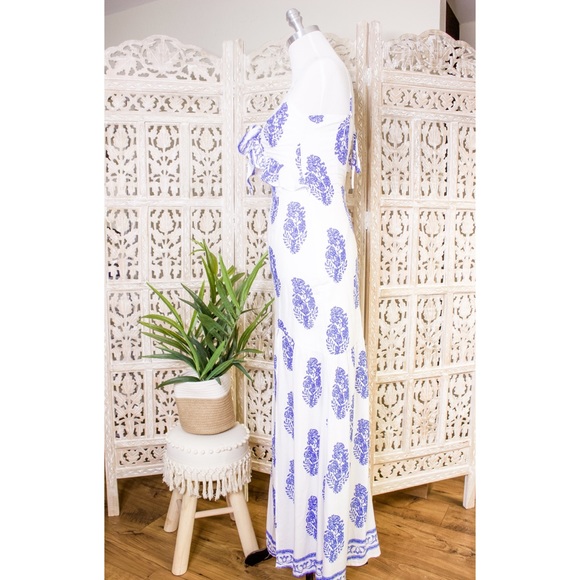 πHPπ Cut Out Design Printed Maxi Dress - Picture 3 of 16